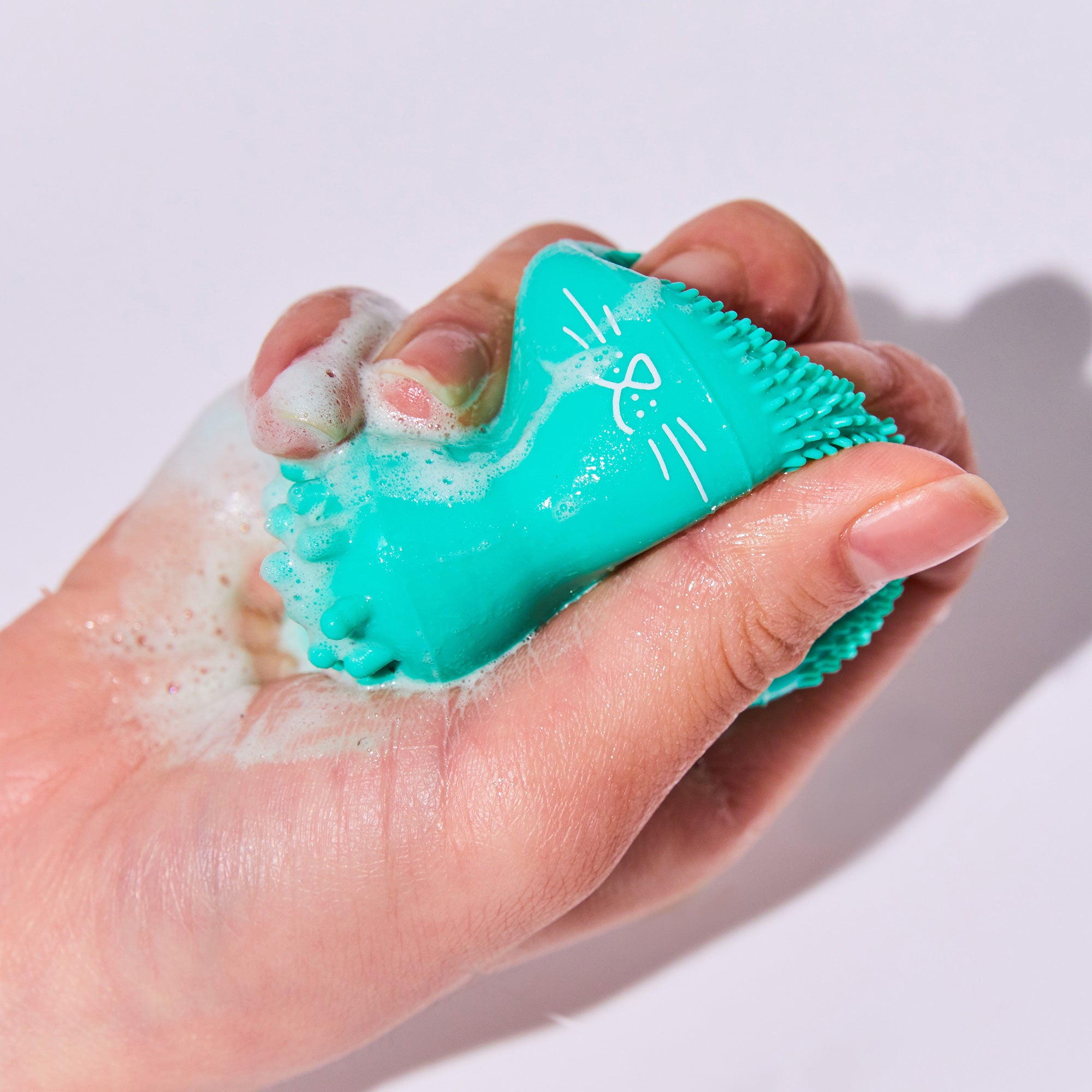 facial cleansing brush - facial brush - face scrubber - pawfect face scrubber